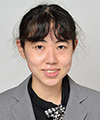 鈴木千沙 さん