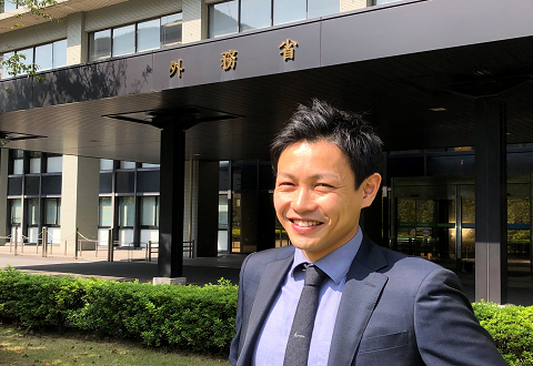 現役官僚インタビュー 外務省 Wセミナー 現役官僚インタビュー 外務省 Wセミナー